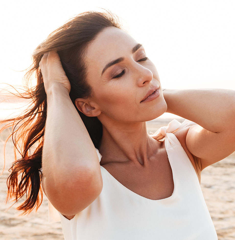 Liposuction-Neck-Richmond-Surgical-Arts-Dr-Lynam-Gray-Banner